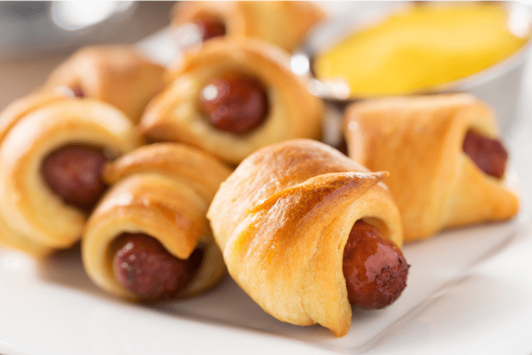 Dietitian Easy Lunch Ideas - Mini Hot Dod Roll ups
