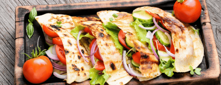Dietitian Easy Lunch Ideas - mini pita pockets
